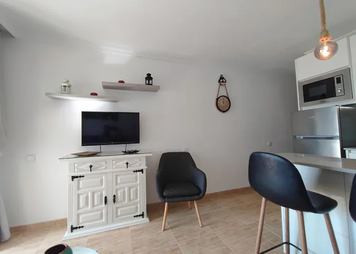 Near Jumbo Maspalomas (Gran Canaria)