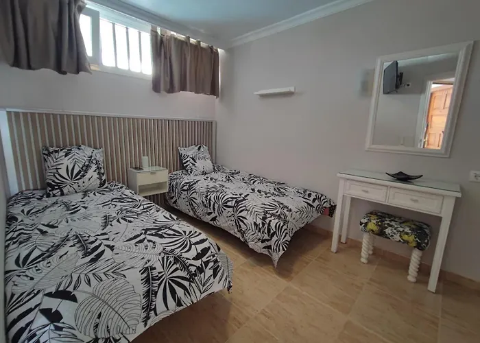 Apartment Near Jumbo